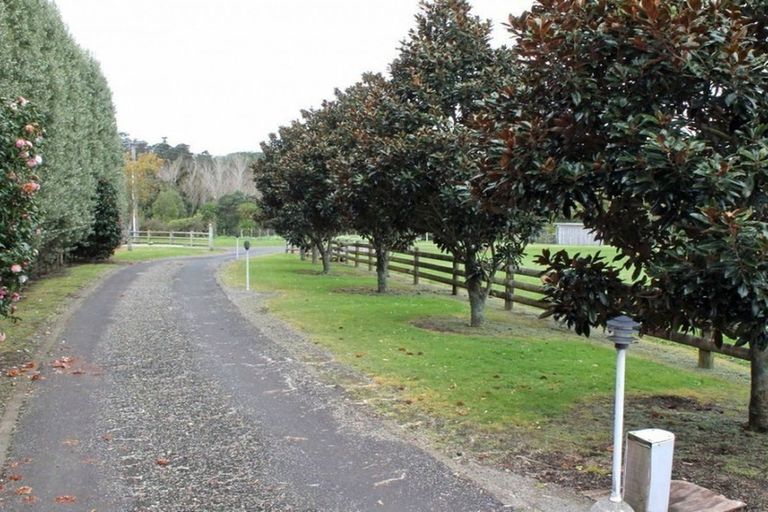 Photo of property in 74 Henwood Road, Paraite, New Plymouth, 4372