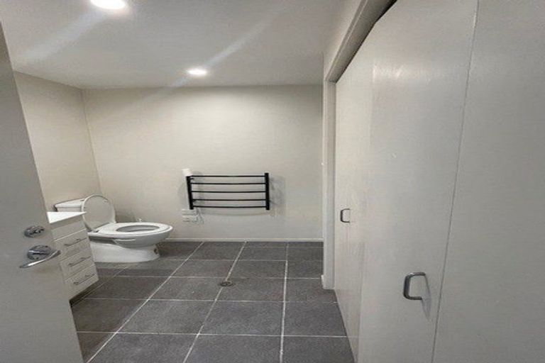 Photo of property in 1/26 Oneroa Road, East Tamaki, Auckland, 2013