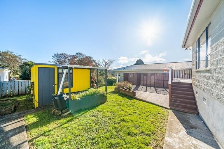 Photo of property in 94 Manuka Street, Stokes Valley, Lower Hutt, 5019