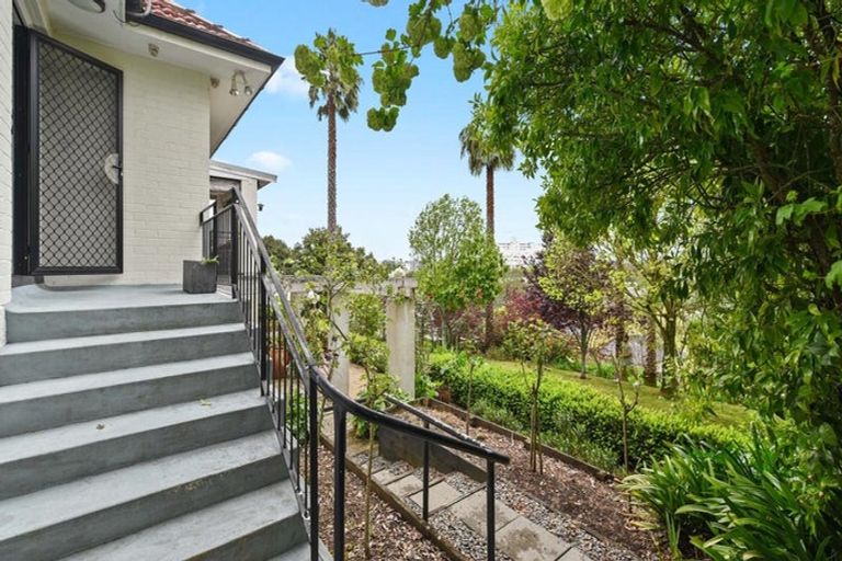 Photo of property in 46 Ohaupo Road, Melville, Hamilton, 3206