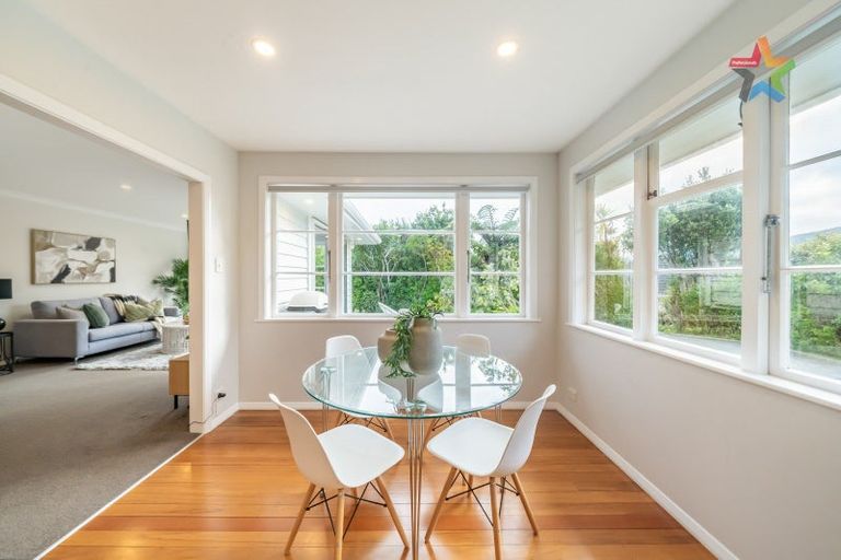 Photo of property in 46 Poto Road, Normandale, Lower Hutt, 5010