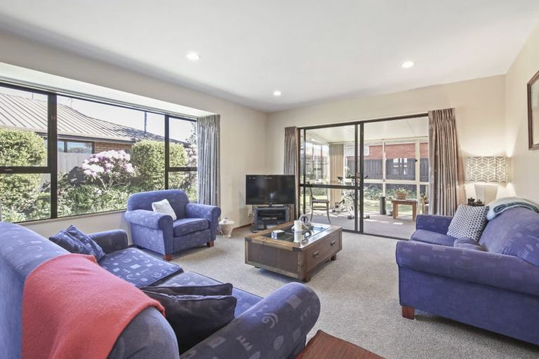 Photo of property in 10 Ben Nevis Drive, Broomfield, Christchurch, 8042