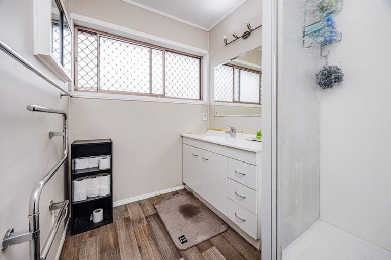 Photo of property in 2/8 Allenby Road, Papatoetoe, Auckland, 2025