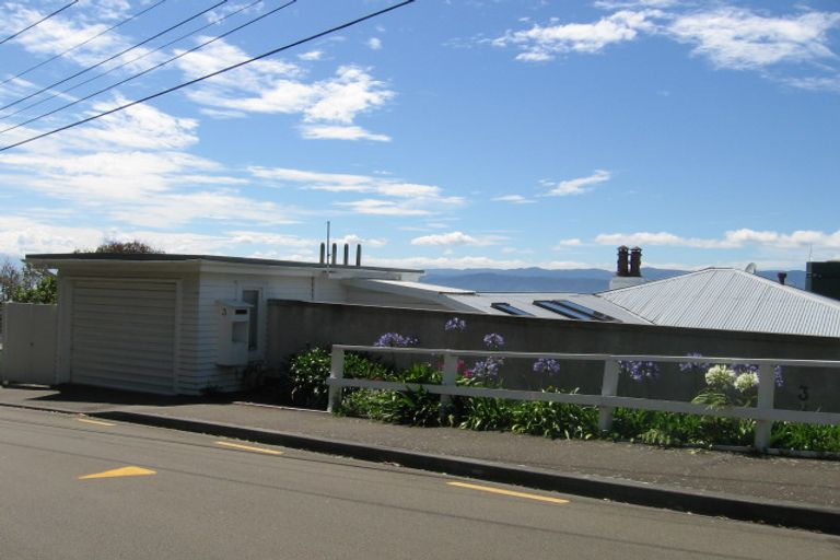 Photo of property in 3 Central Terrace, Kelburn, Wellington, 6012