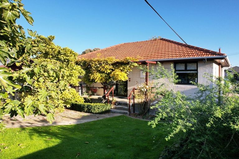Photo of property in 28 Weaver Street, Oamaru North, Oamaru, 9400