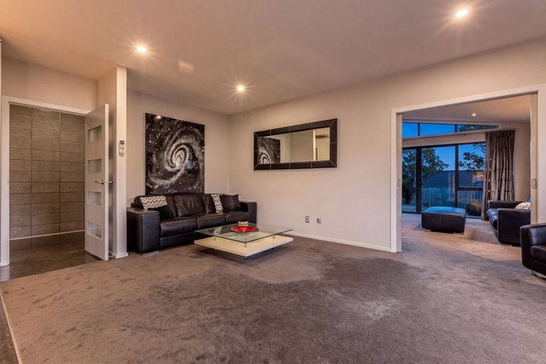 Photo of property in 2 Nelson Avenue, Aotea, Porirua, 5024