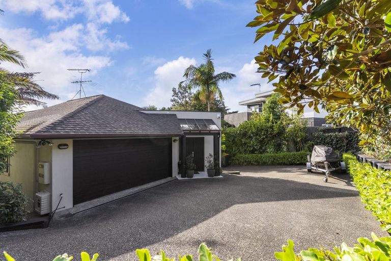 Photo of property in 116a Pah Road, Cockle Bay, Auckland, 2014