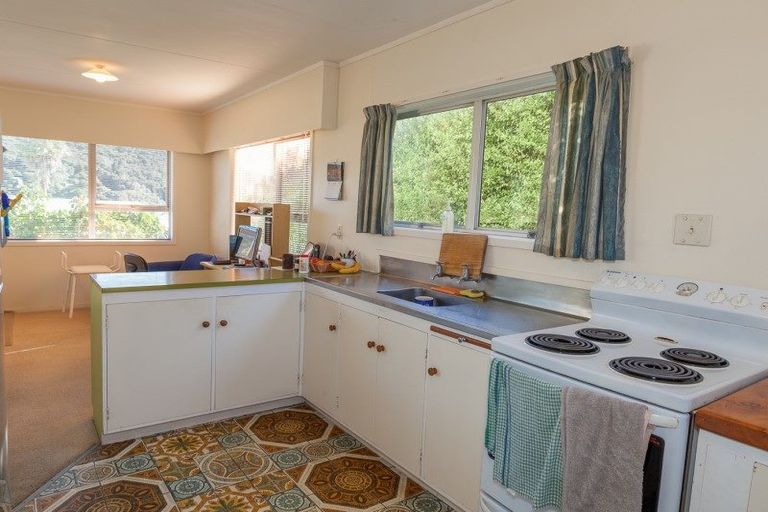 Photo of property in 11 Beach Road, Mangonui, 0420
