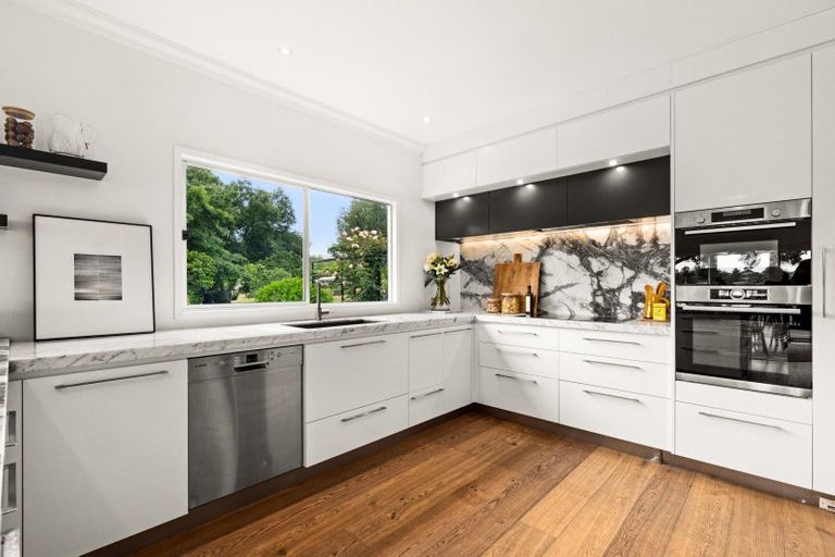 Photo of property in 130 Margaret Avenue, Havelock North, 4130