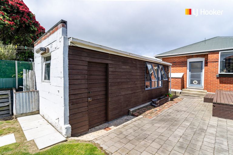 Photo of property in 135 Tomahawk Road, Andersons Bay, Dunedin, 9013