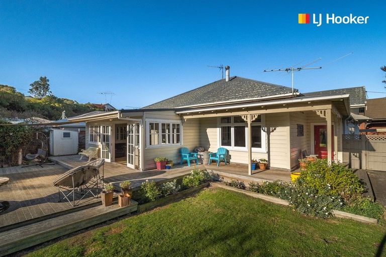 Photo of property in 7 Gourley Street, Saint Kilda, Dunedin, 9012