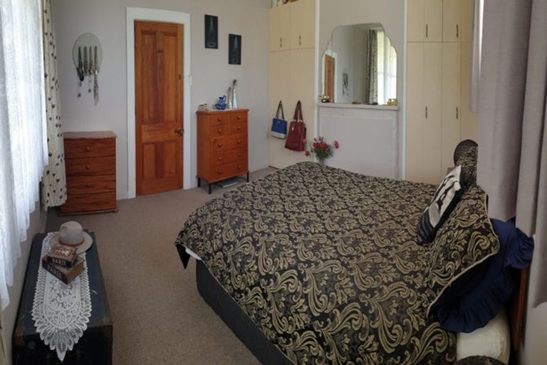 Photo of property in 28 Victory Street, Reefton, 7830