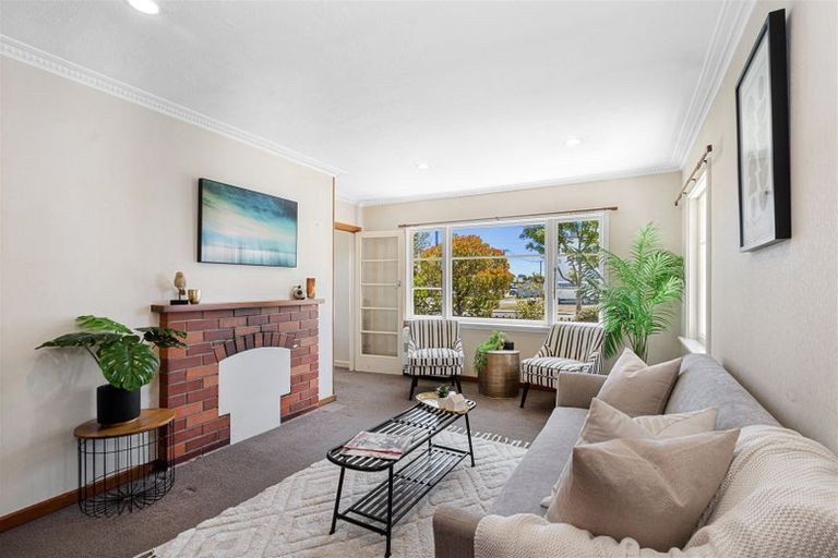 Photo of property in 2/102 Sturrocks Road, Casebrook, Christchurch, 8051