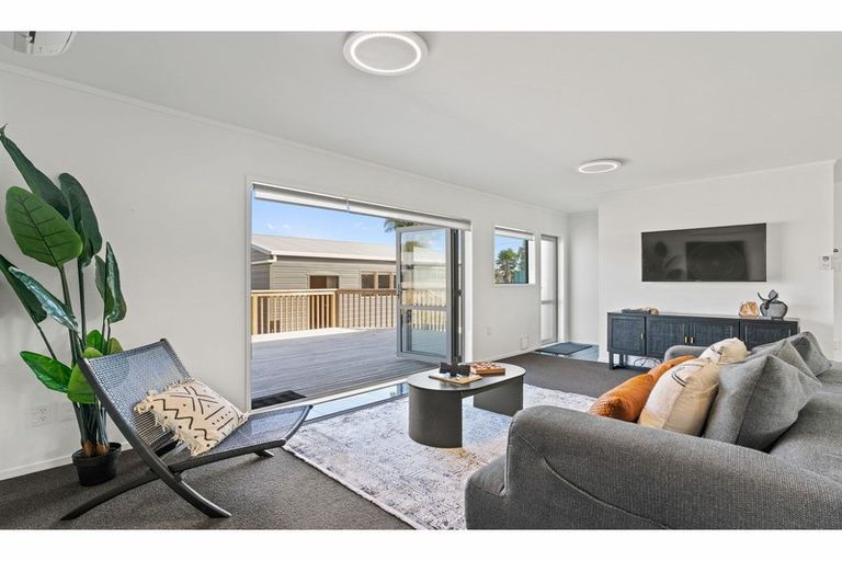 Photo of property in 16b Insley Street, Mangawhai, 0505