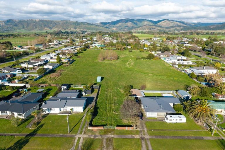 Photo of property in 24a Grand Street, Shannon, 4821
