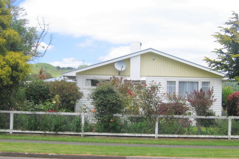 Photo of property in 87 Ngatai Street, Taumarunui, 3920