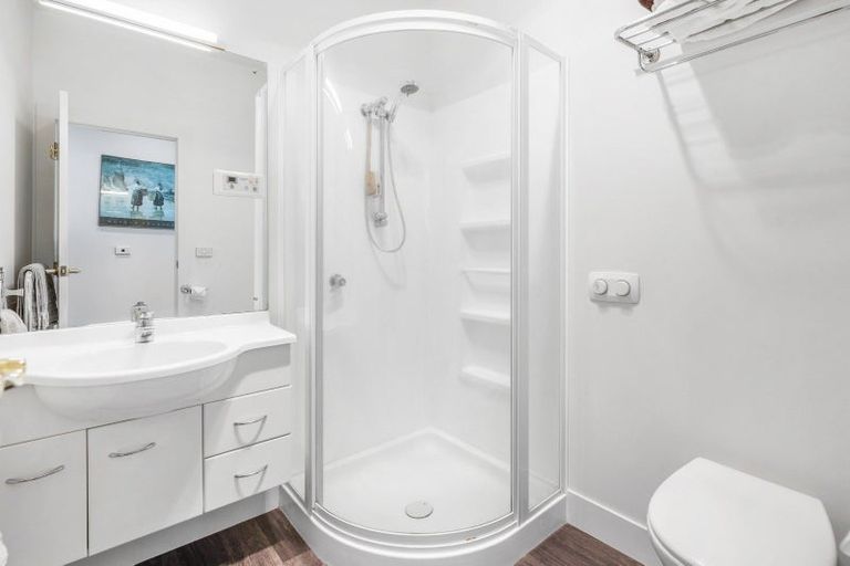 Photo of property in 1 Antonia Place, Kinloch, Taupo, 3377