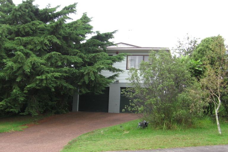 Photo of property in 25 White Heron Drive, Massey, Auckland, 0614