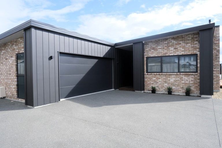 Photo of property in 2 Maru Terrace, Wharewaka, Taupo, 3330