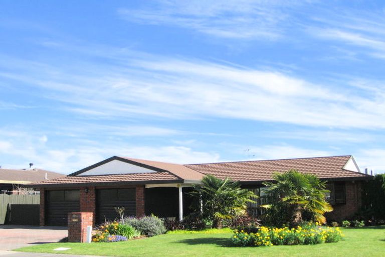 Photo of property in 33 Clivedene Street, Matua, Tauranga, 3110