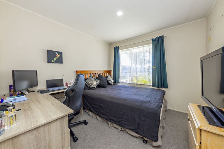 Photo of property in 32 Berwyn Avenue, Takanini, 2112