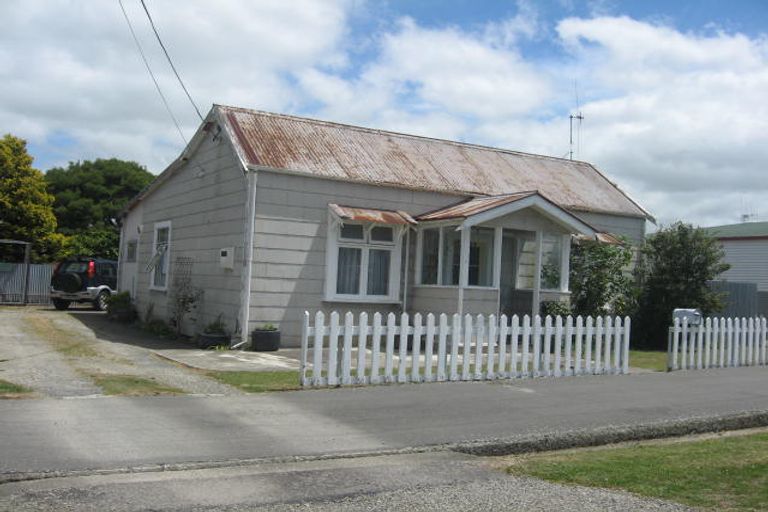 Photo of property in 6 King Street, Pahiatua, 4910
