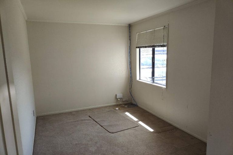 Photo of property in 6 Stewart Gibson Place, Manurewa, Auckland, 2105