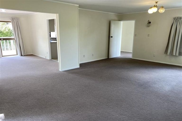 Photo of property in 23 John Downs Drive, Browns Bay, Auckland, 0630