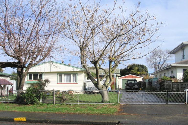 Photo of property in 307 Collinge Road, Mayfair, Hastings, 4122