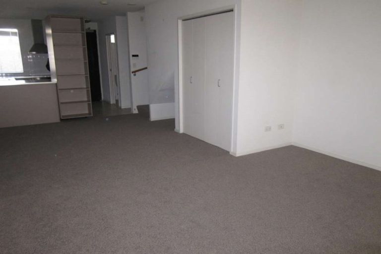 Photo of property in 5/23 Opito Way, East Tamaki, Auckland, 2013