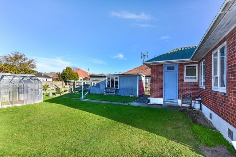 Photo of property in 17 Hopkins Street, Woolston, Christchurch, 8023