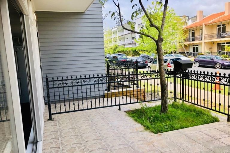 Photo of property in 5/44 Carlos Drive, Flat Bush, Auckland, 2016