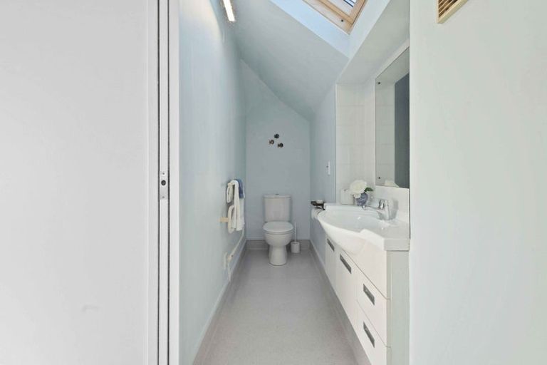 Photo of property in 39a Clovelly Road, Bucklands Beach, Auckland, 2012