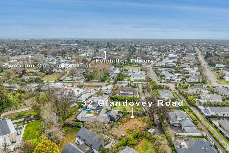 Photo of property in 32 Glandovey Road, Fendalton, Christchurch, 8052