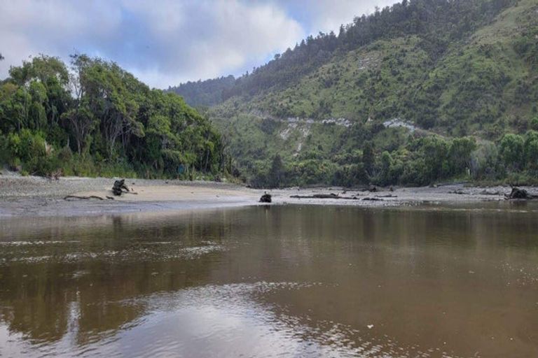 Photo of property in 4 Nikau Heights, Little Wanganui, Karamea, 7893