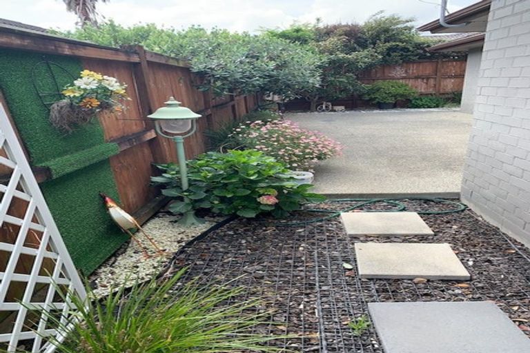 Photo of property in 26 Baltersan Drive, Flat Bush, Auckland, 2016