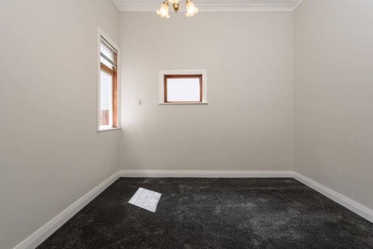 Photo of property in 26 Herald Street, Berhampore, Wellington, 6023