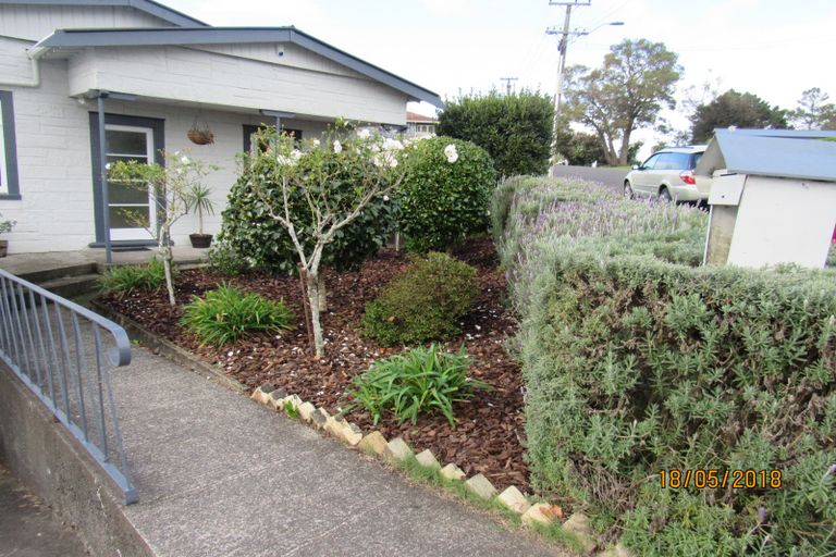 Photo of property in 17 Upland Road, Huntly, 3700