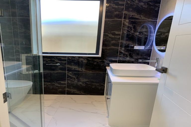 Photo of property in 24 Matahae Drive, Flat Bush, Auckland, 2019