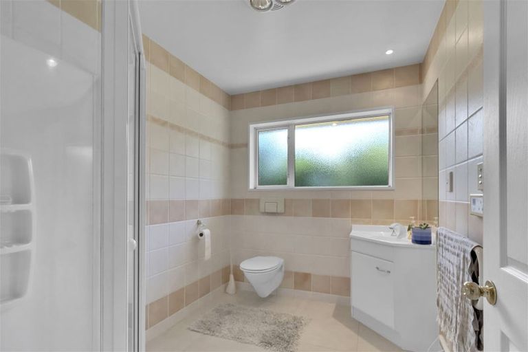 Photo of property in 45a Grassmere Street, Papanui, Christchurch, 8052