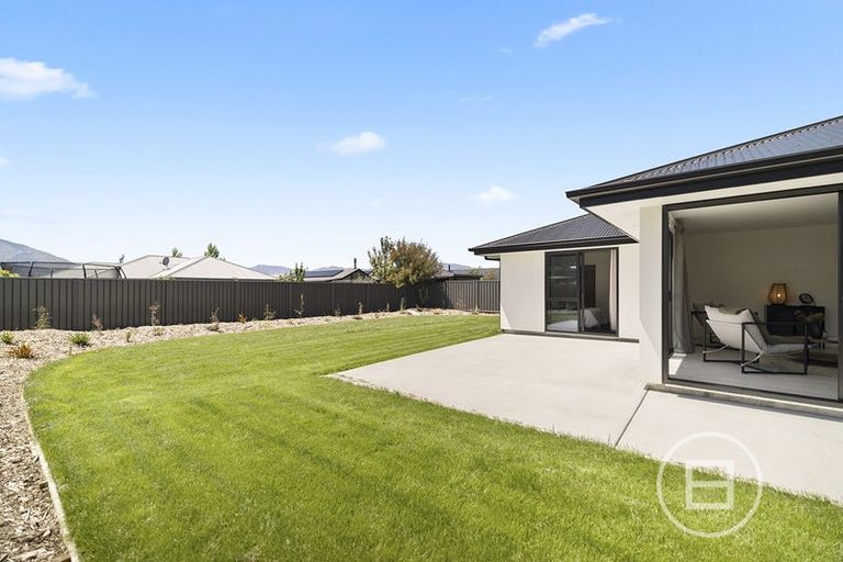 Photo of property in 6 Mallard Street, Albert Town, Wanaka, 9305