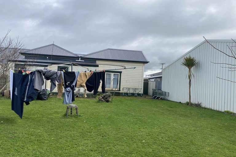 Photo of property in 30 Cambria Street, Hawera, 4610