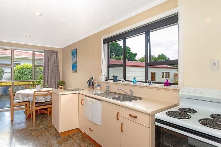 Photo of property in 28 Chalmers Road, Te Hapara, Gisborne, 4010