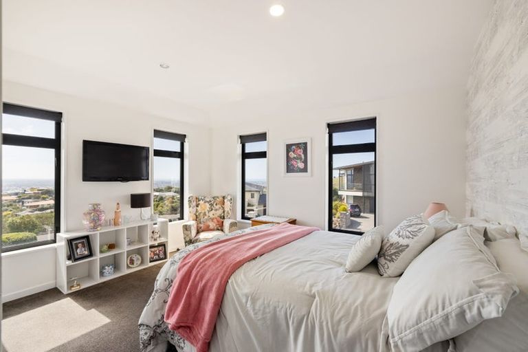 Photo of property in 4 Stonewall Place, Huntsbury, Christchurch, 8022