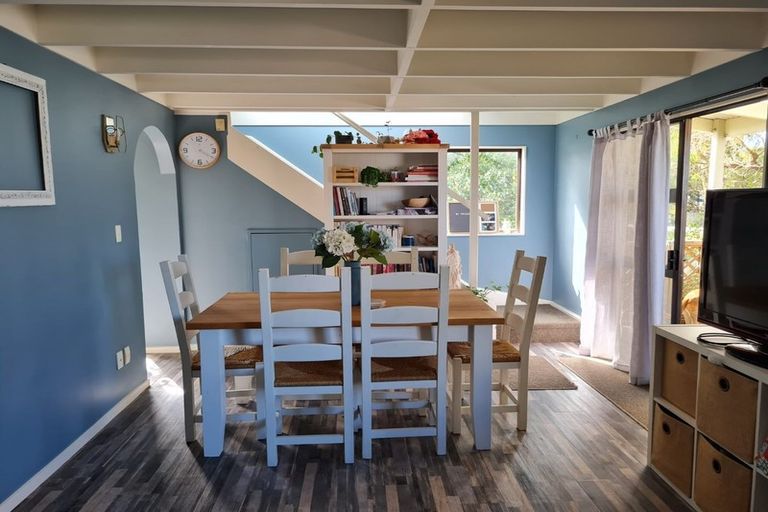 Photo of property in 2/223 Hibiscus Coast Highway, Red Beach, 0932