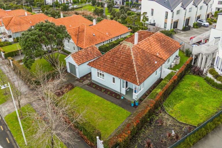 Photo of property in 1 Sunderland Avenue, Hobsonville, Auckland, 0616