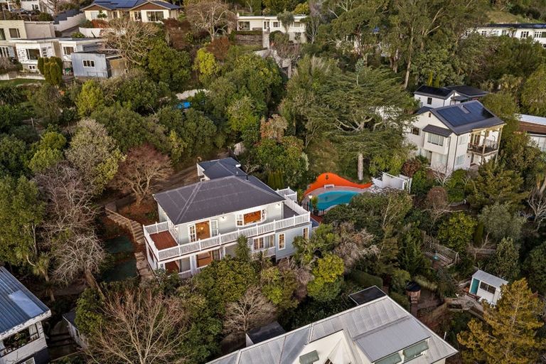 Photo of property in 77 Valley Road, Cashmere, Christchurch, 8022