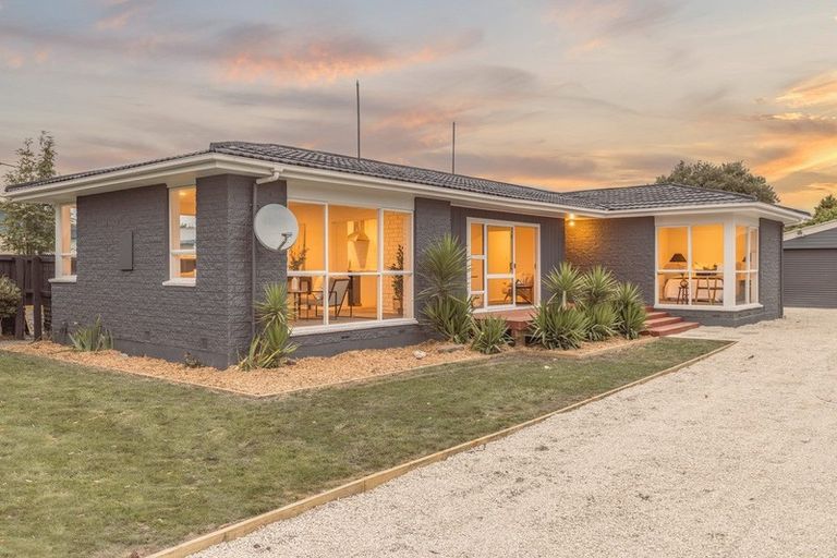 Photo of property in 49 Orrick Crescent, Avondale, Christchurch, 8061