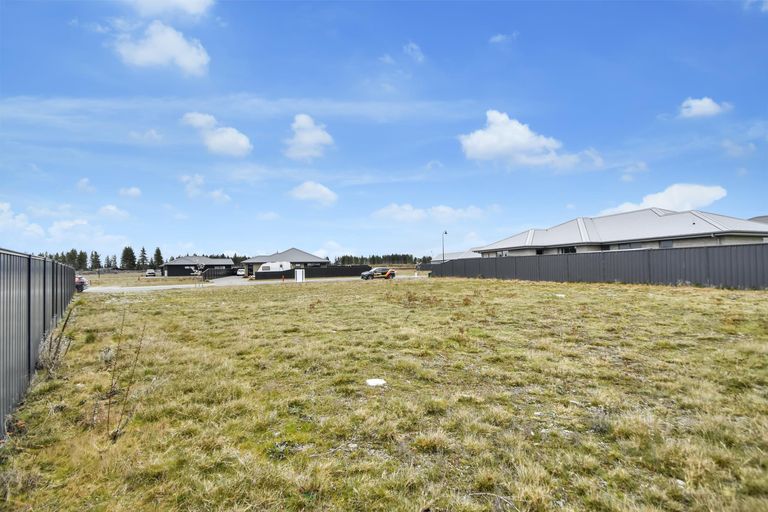 Photo of property in 73 Lakeland Avenue, Twizel, 7901