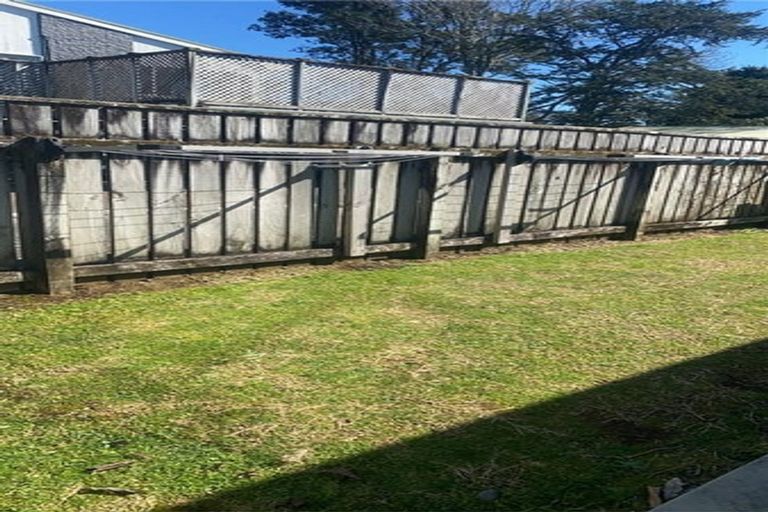 Photo of property in 40a-b Belt Road, Moturoa, New Plymouth, 4310